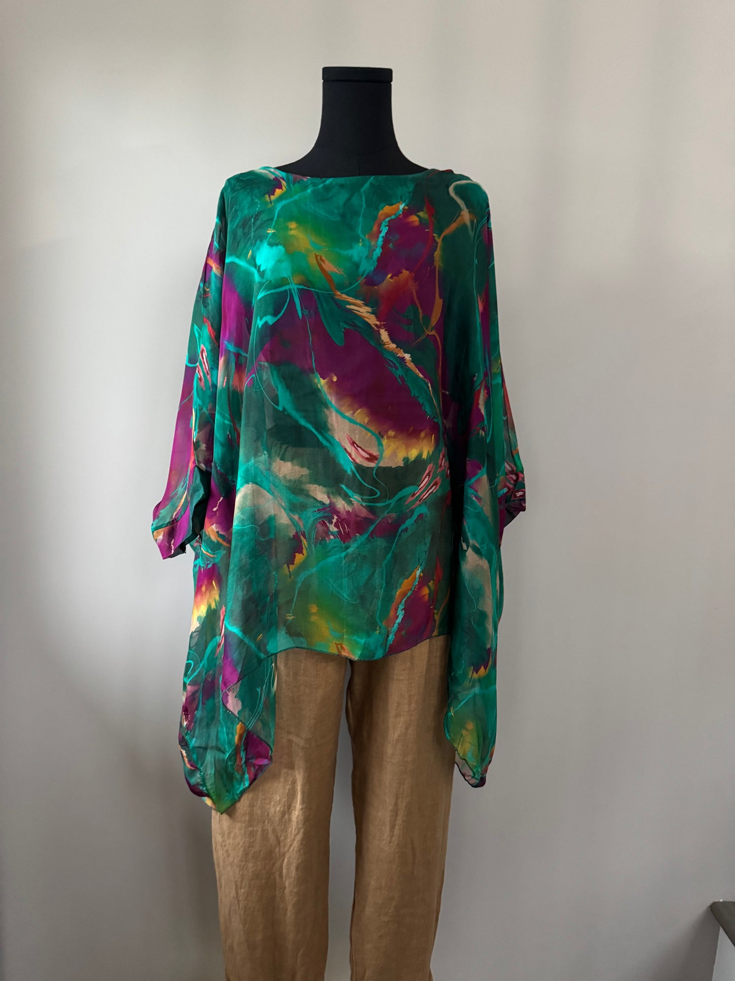 Smudge print silk top