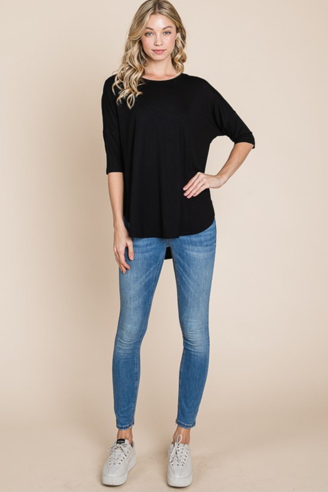 Basic crew neck tshirt
