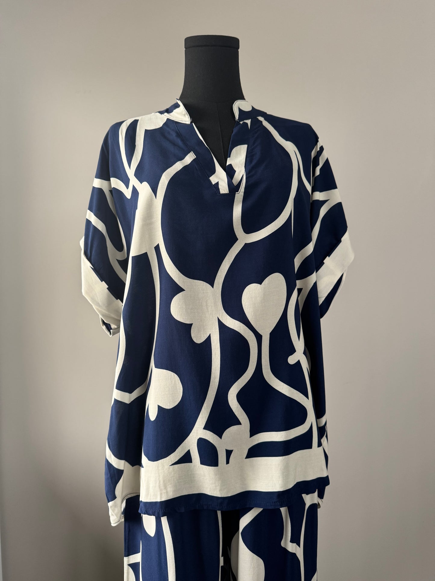Heart print top
