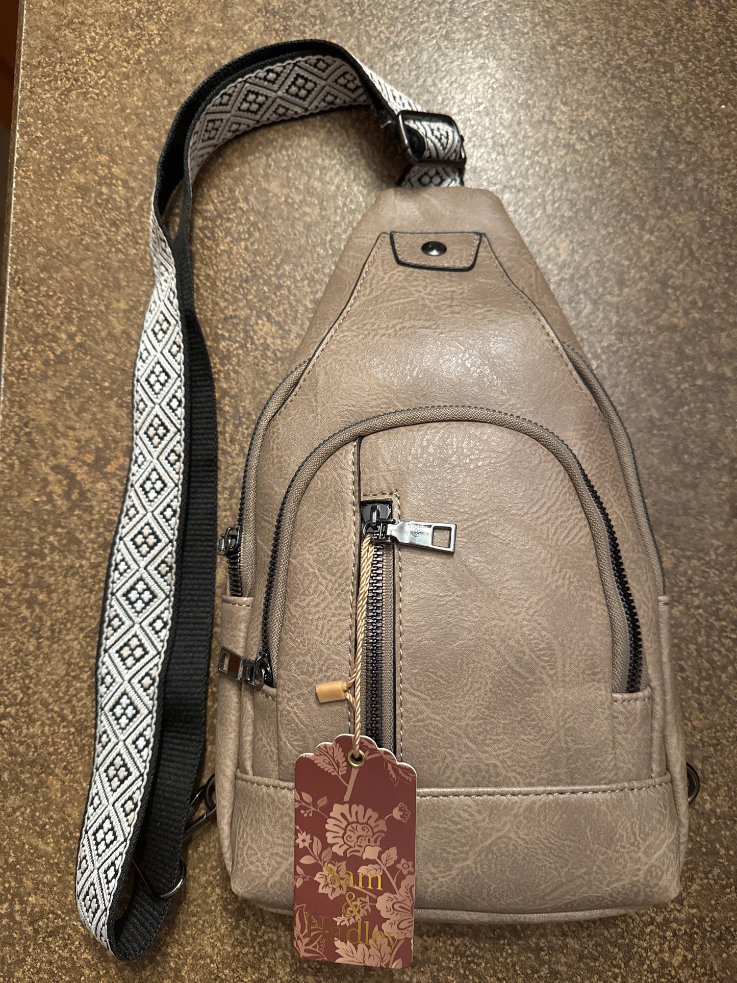 Deluxe Sling bag