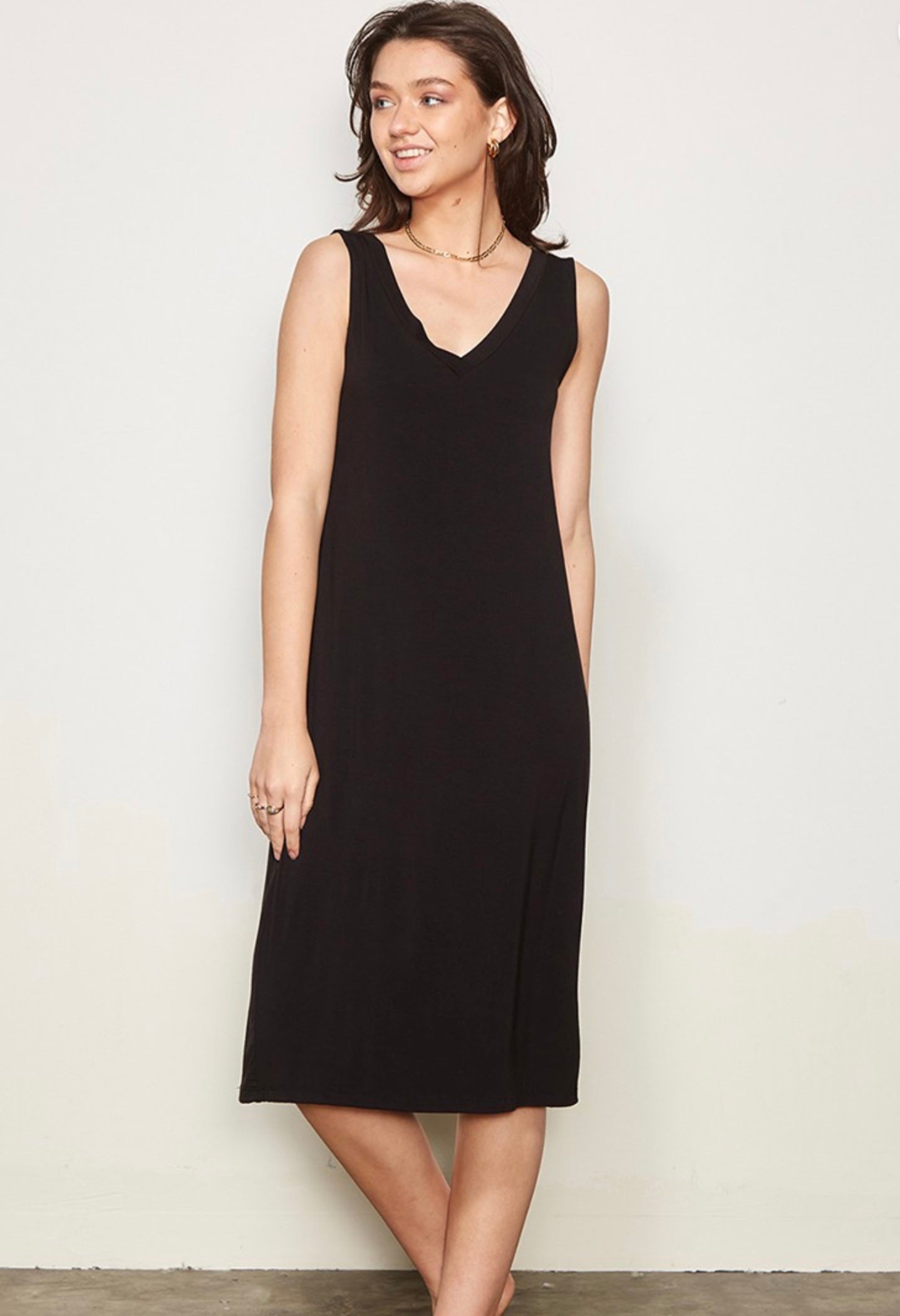Bamboo V-Neck Midi Dress