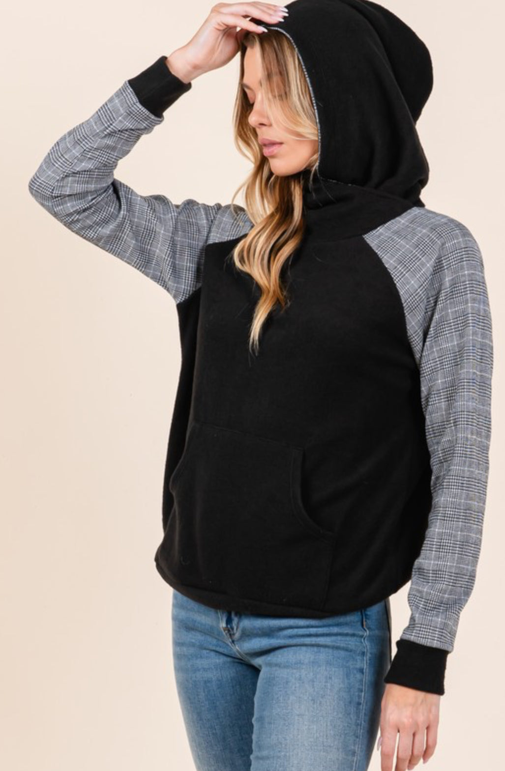 Raglan sleeve Hoodie