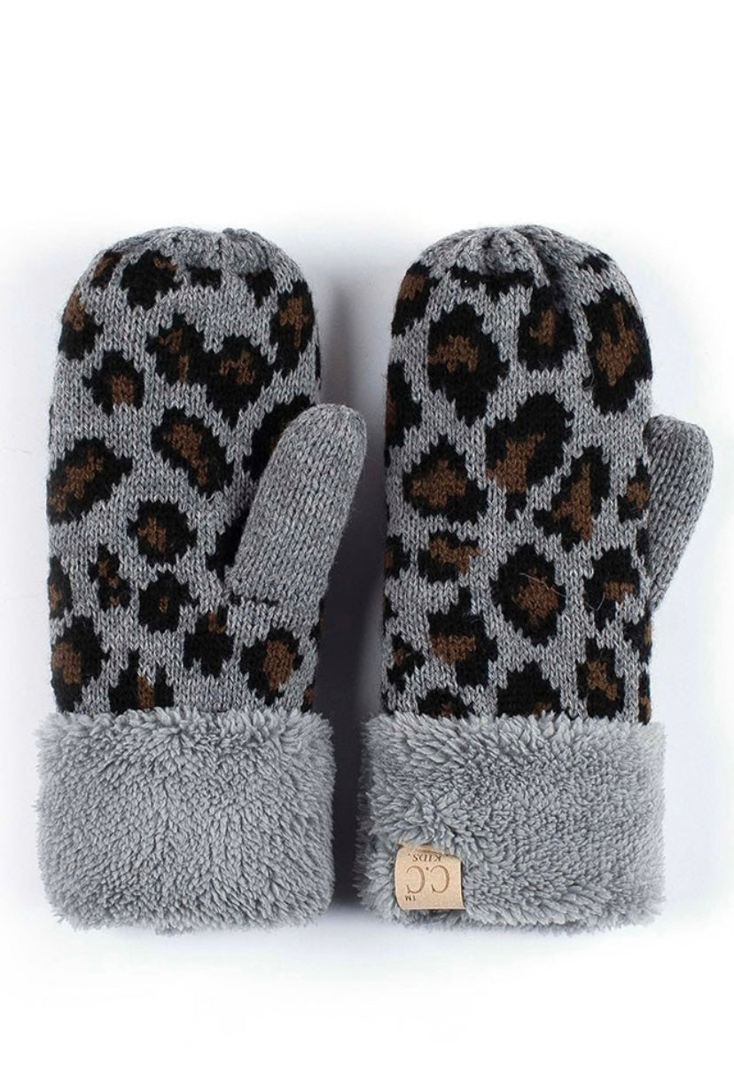 KIDS knitted leopard mittens